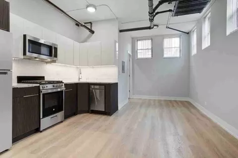 1649 W Jonquil Ter, Chicago, IL 60626