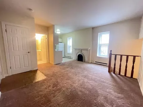 1227 N Cass St, Milwaukee, WI 53202