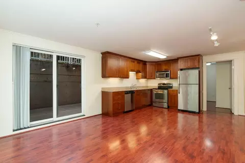 4218 Stone Way N, Seattle, WA 98103