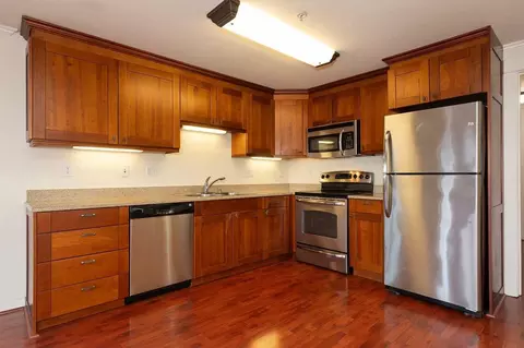 4218 Stone Way N, Seattle, WA 98103