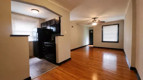 6362 Sutherland Ave, Saint Louis, MO 63109