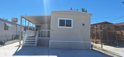 7484 Kickapoo Trl, Yucca Valley, CA 92284