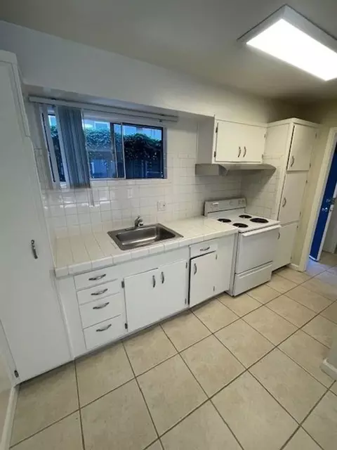 407 Fairmount Ave, Oakland, CA 94611