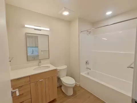 1125 Ferry St, Eugene, OR 97401 photo 4