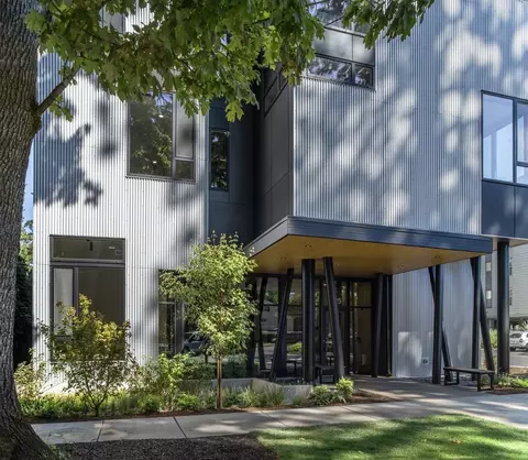 1125 Ferry St, Eugene, OR 97401 photo 13