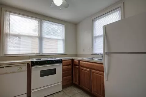 804 W Church St, Champaign, IL 61820 photo 10
