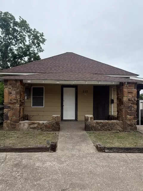 217 N Wilson Ave, Sand Springs, OK 74063