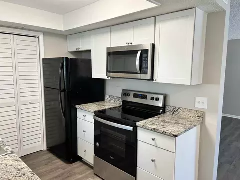 600 Wildwood Way, Clearwater, FL 33756