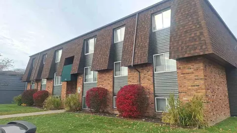 620 John Anderson Ct, Monroe, MI 48162