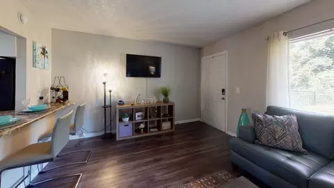 701 E Bay Dr, Largo, FL 33770 photo 5
