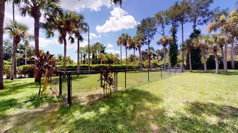 701 E Bay Dr, Largo, FL 33770 photo 24