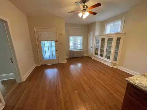 5425 Baywood St, Pittsburgh, PA 15206