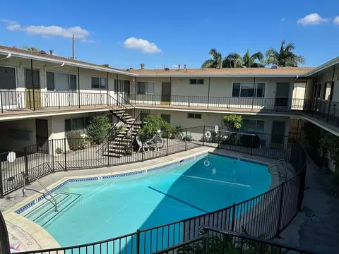 4228 N Lakewood Blvd, Long Beach, CA 90808