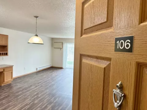4389 Calico Dr S, Fargo, ND 58104