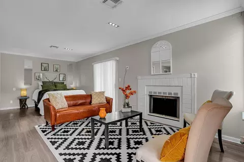 48 Mcprice Ct, Greenville, SC 29615