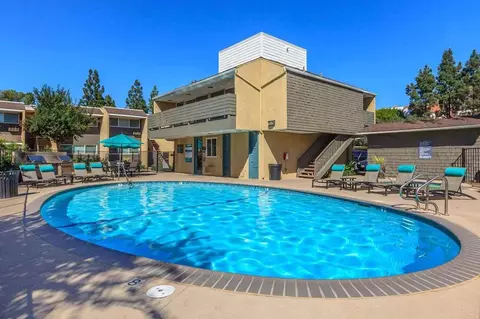 6867 Golfcrest Dr, San Diego, CA 92119