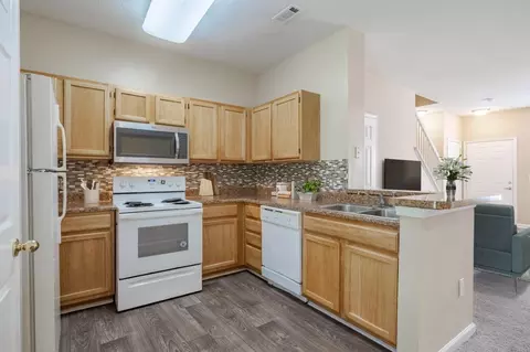 8800 Cattail Creek Pl, Raleigh, NC 27616 photo 4