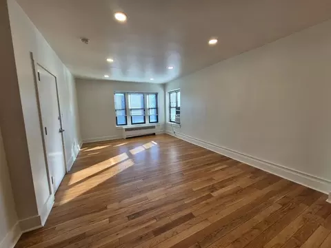 5635 Hobart St, Pittsburgh, PA 15217