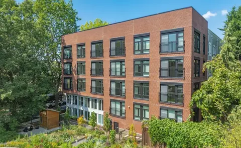 514 Federal Ave E, Seattle, WA 98102