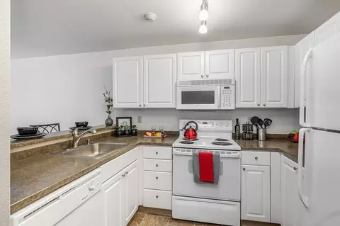 17512 83rd Pl NE, Kenmore, WA 98028