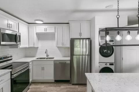 511 Sprague Ave, Kalamazoo, MI 49006