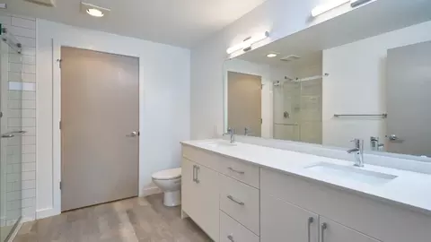 16015 Cleveland St, Redmond, WA 98052 photo 16