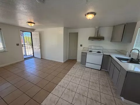5801 Wallace Ave, Sacramento, CA 95824