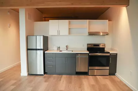 7373 N Philadelphia Ave, Portland, OR 97203