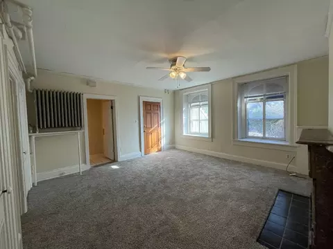 706 E Juneau Ave, Milwaukee, WI 53202
