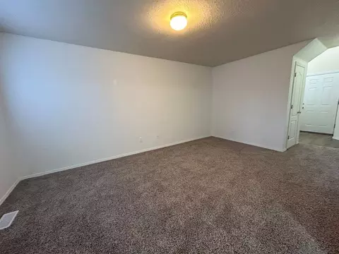 2511 Spruce St, Caldwell, ID 83605