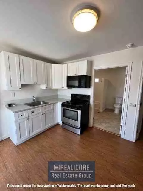 451 W 9th St, San Bernardino, CA 92401
