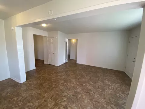 4205 Grassmere St, Houston, TX 77051