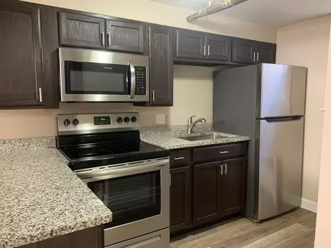 488 W Harding Rd, Springfield, OH 45504