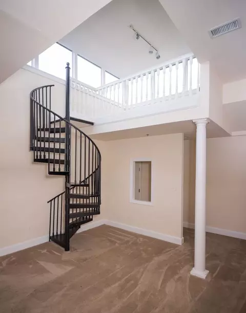 115 W Broad St, Richmond, VA 23220