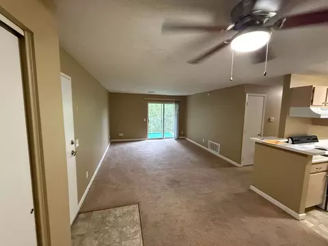 750 N 18th Ave, Blair, NE 68008