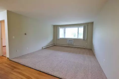 1776 Saint Clair Ave, Saint Paul, MN 55105
