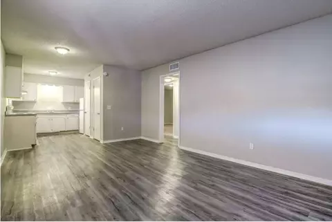 2221 N Meridian Ave, Oklahoma City, OK 73107