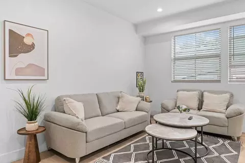 5401 Carlin St, Los Angeles, CA 90016