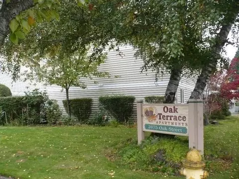 2675 Oak St, Eugene, OR 97405 photo 11