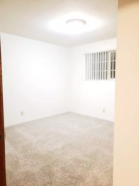 2675 Oak St, Eugene, OR 97405 photo 8
