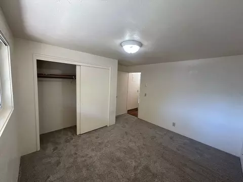 2675 Oak St, Eugene, OR 97405 photo 10