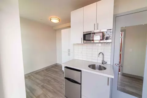 4516 Meridian Ave N, Seattle, WA 98103 photo 18