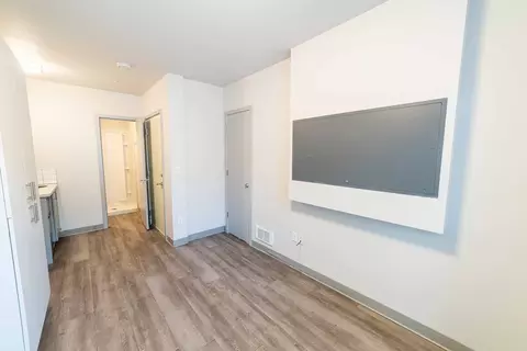 4516 Meridian Ave N, Seattle, WA 98103 photo 7
