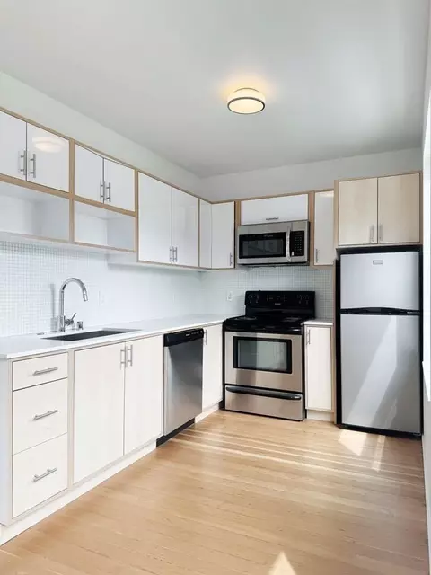 1220 E Remington Ct #1212-1220, Seattle, WA 98122