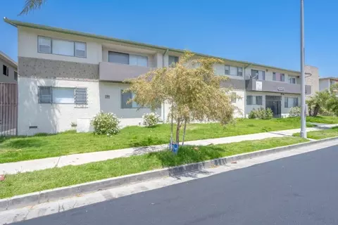 4125 Palmyra Rd, Los Angeles, CA 90008