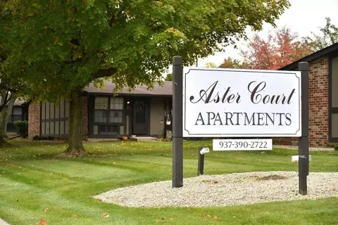 Aster Ct, Springfield, OH 45503 photo 4
