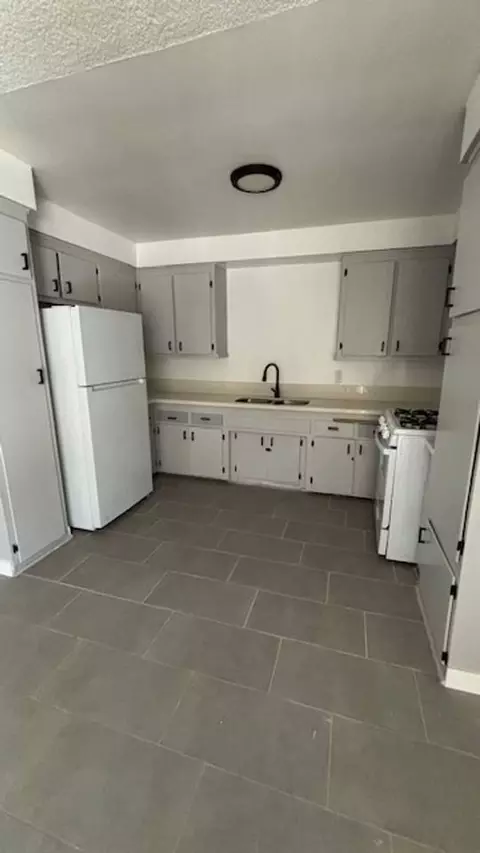 8759 Tobias Ave, Los Angeles, CA 91402
