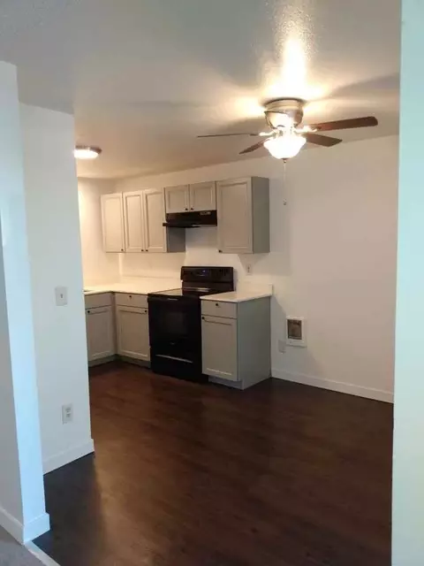9822 158th St E, South Hill, WA 98375