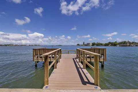 1885 Shore Dr S, South Pasadena, FL 33707 photo 20