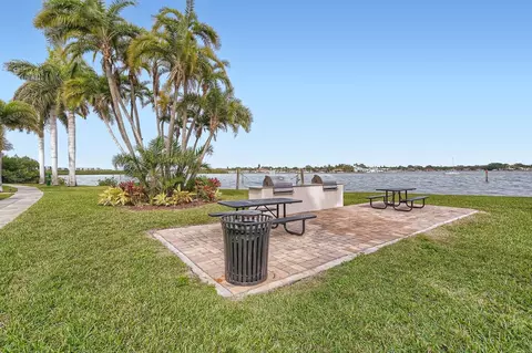 1885 Shore Dr S, South Pasadena, FL 33707 photo 22